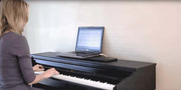 【画像】オンラインでピアノを習う